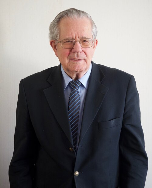 Prof. Dr. Dr. Drs. h.c. Ernst Mutschler
